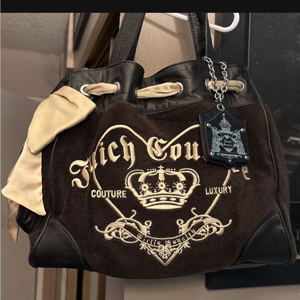 Vintage juicy couture bag very well kept rare bag 
DAY DREAMER BAG
